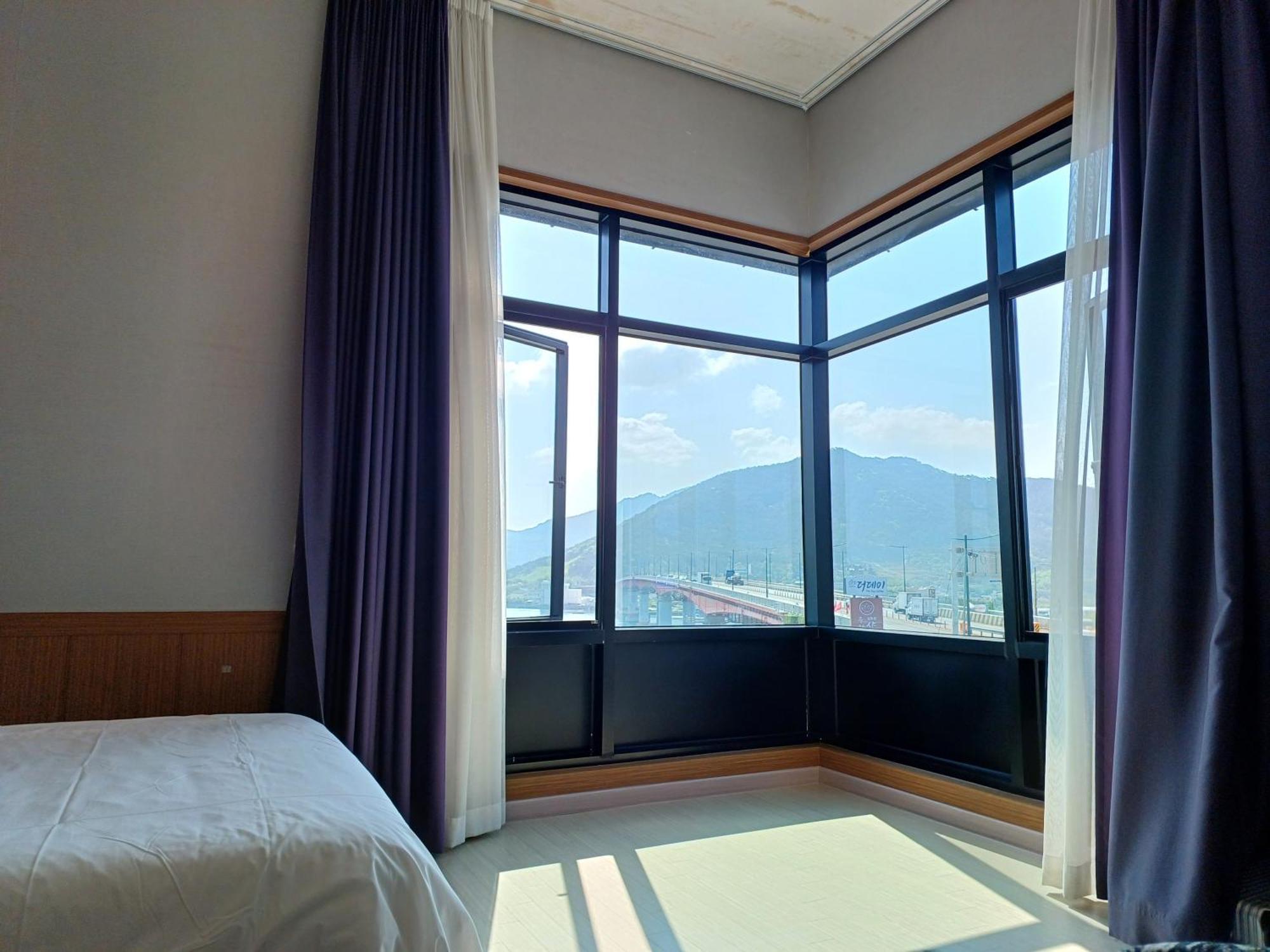 Tongyeong Bridge Hotel Luaran gambar